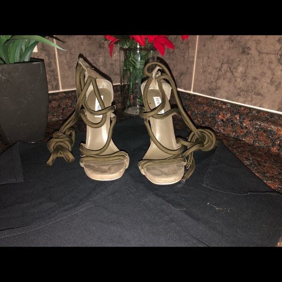 Steve Madden lace tied up Heel - Picture 2 of 8